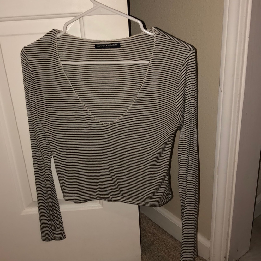 brandy melville v neck